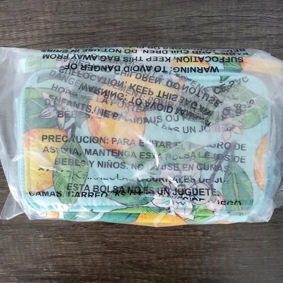 Vera Bradley Lemon Grove 3-in-1 Crossbody - Picture 4 of 5